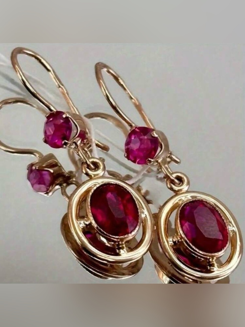 Vintage Red  Gemstones earrings